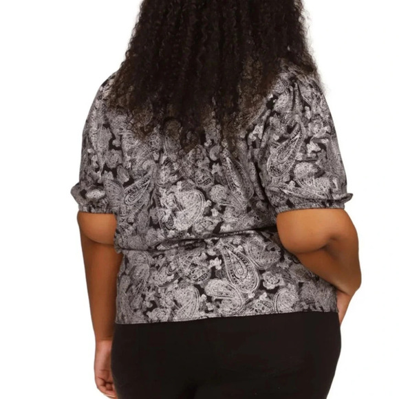 NWT MICHAEL KORS Black Metallic Paisley Short Sleeve Wrap Top plus size 2X - Picture 2 of 4